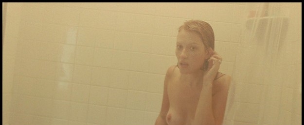 bella-heathcote-nude-4-1 Bella-Heathcote-Nude-4