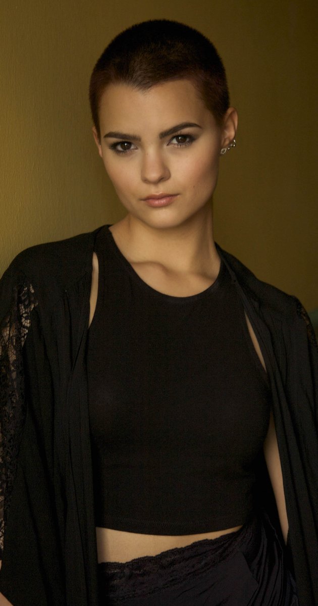 brianna-hildebrand-sexy-8 Brianna-Hildebrand-Sexy-8