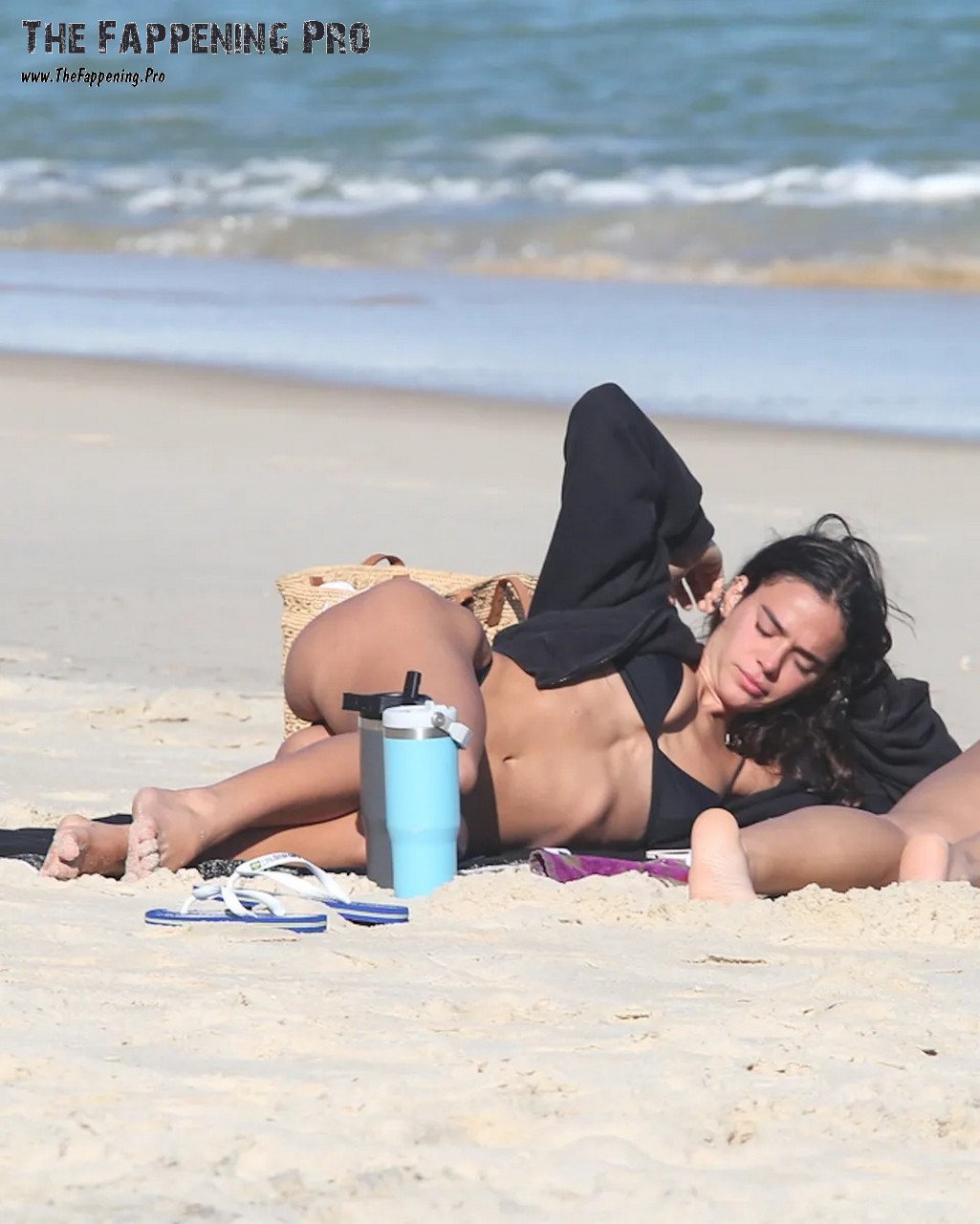 bruna marquezine nude thefappening cfd 16