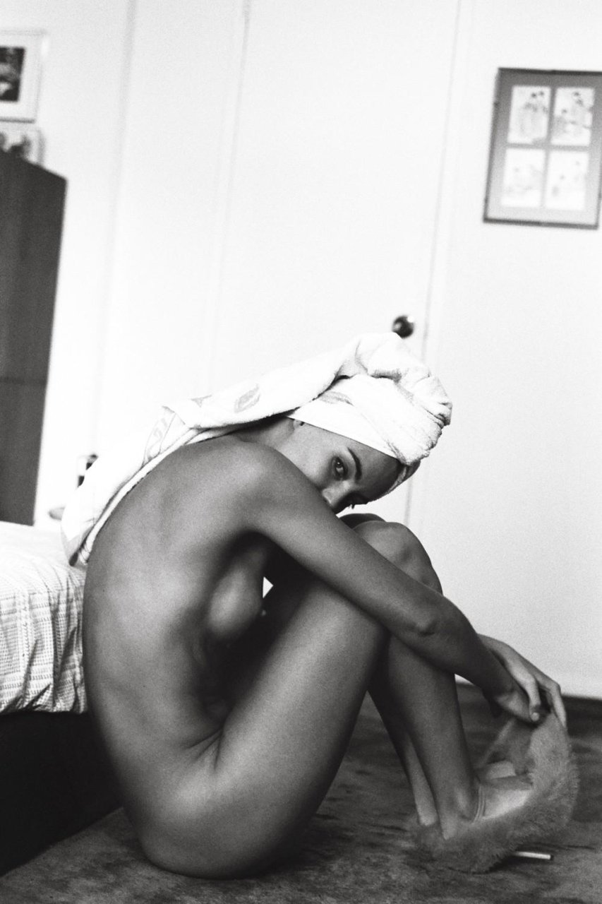 caitlin-stasey-naked-04 Caitlin-Stasey-Naked-04