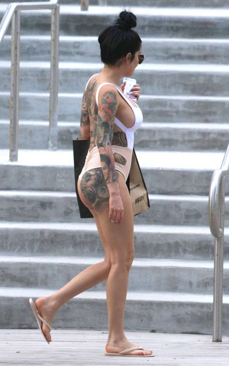 cami-li-sexy-5 Cami-Li-Sexy-5