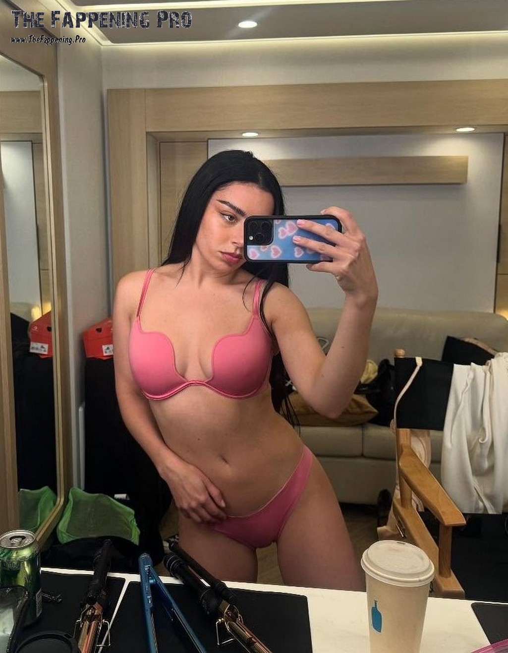 charli-xcx-sexy-thefappening-cfd-15 Charli XCX Sexy In Bikini