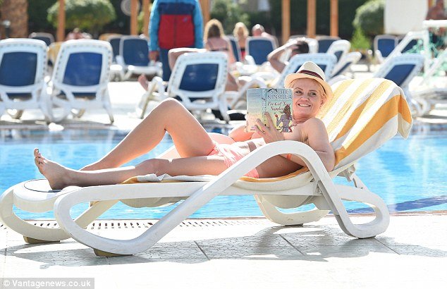 danniella-westbrook-topless-09 Danniella-Westbrook-Topless-09
