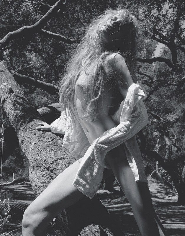 daryl-hannah-naked-playboy-00 Daryl-Hannah-Naked-Playboy-00