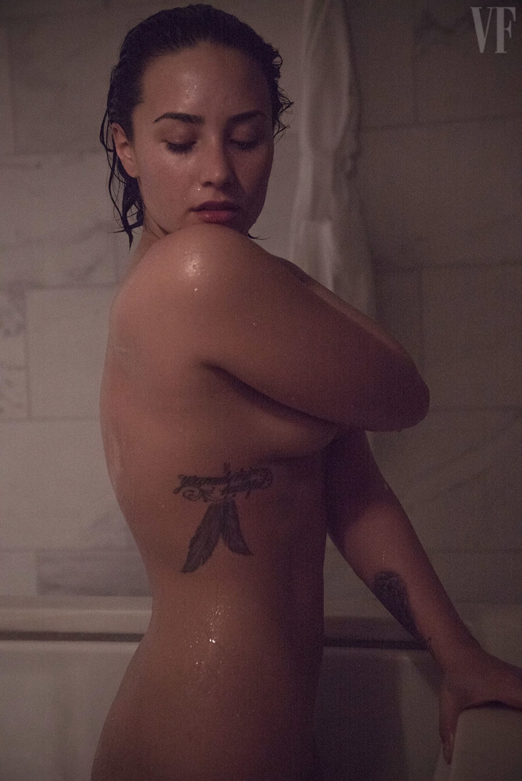 demi-lovato-nude-2-1 Demi-Lovato-Nude-2