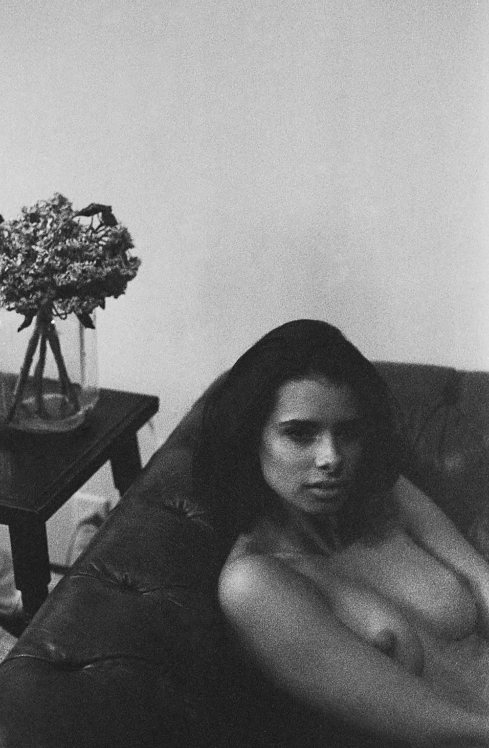 desirey-abbs-topless-9 Desirey-Abbs-Topless-9