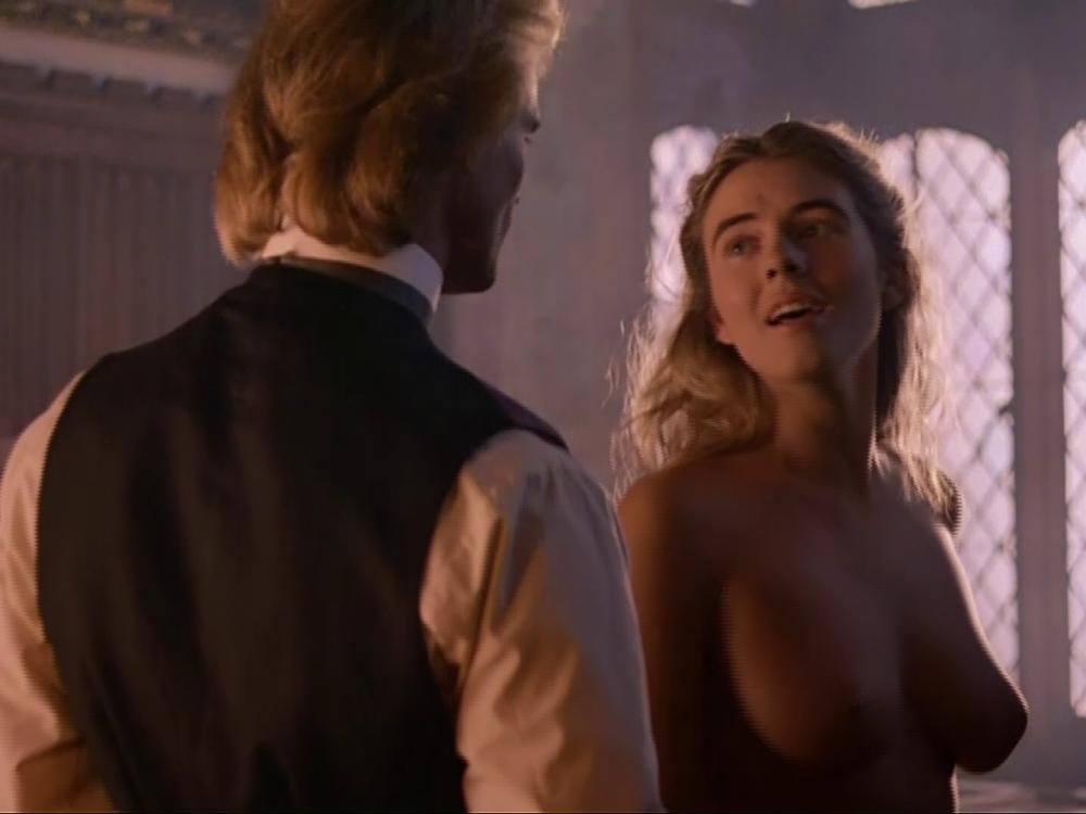elizabeth-hurley-naked-23 Elizabeth-Hurley-Naked-23