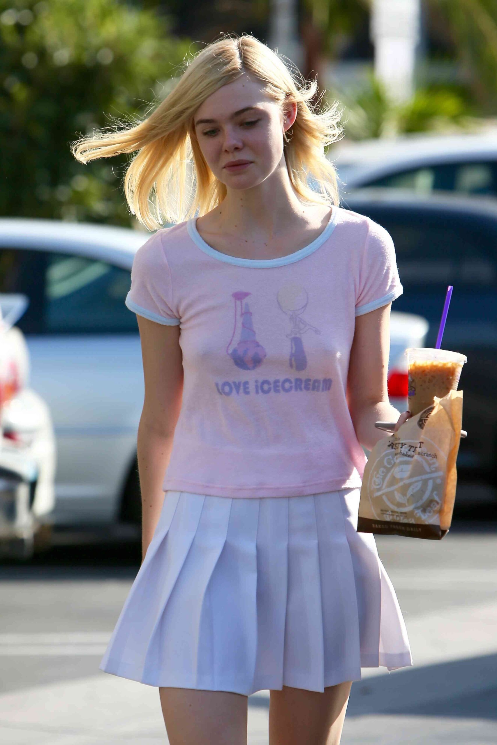 elle-fanning-braless-2-1 Elle Fanning picks up coffee and pastry