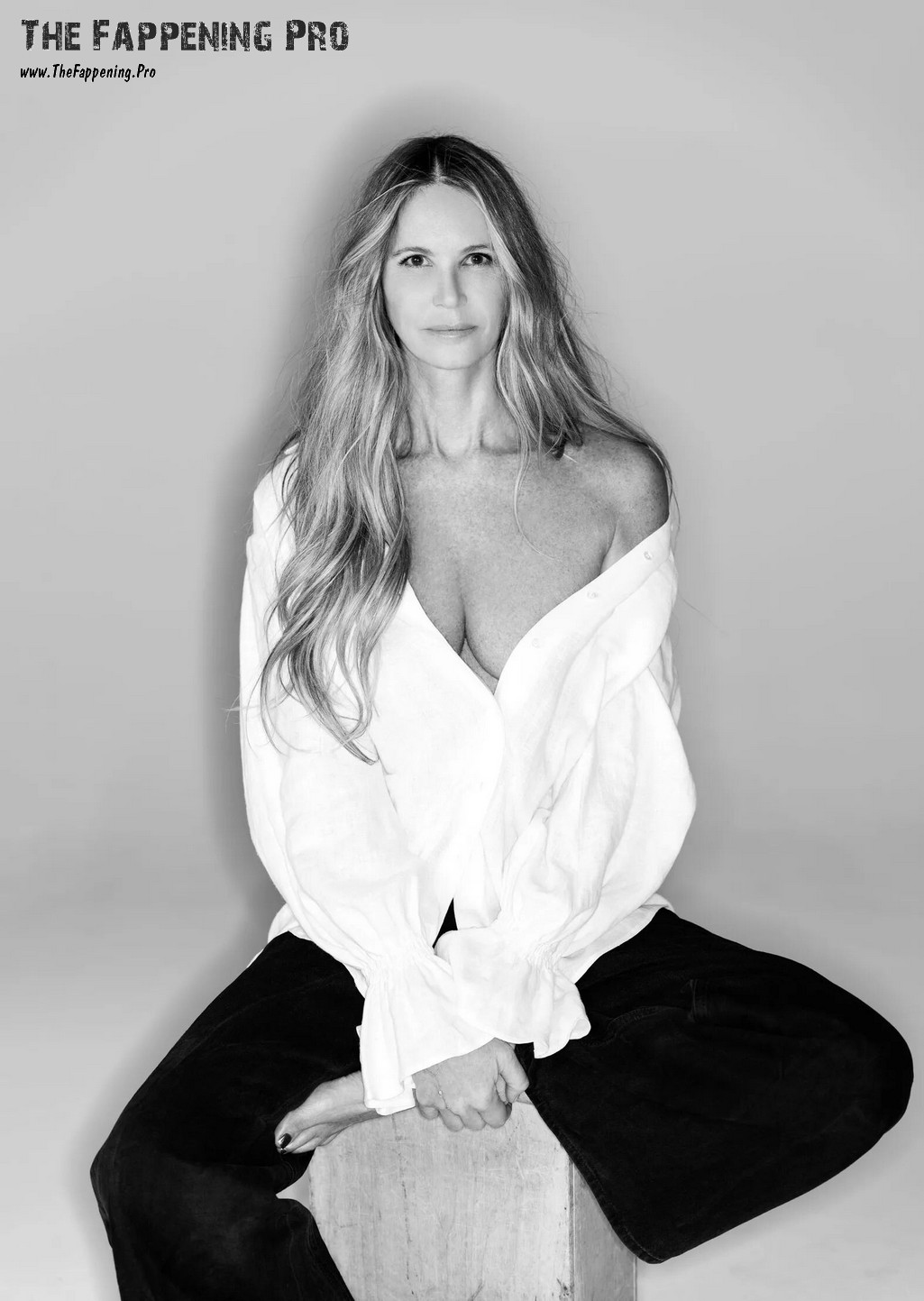 elle-macpherson-sexy-thefappening-cfd-11 Elle Macpherson Sexy In Maxim 2025
