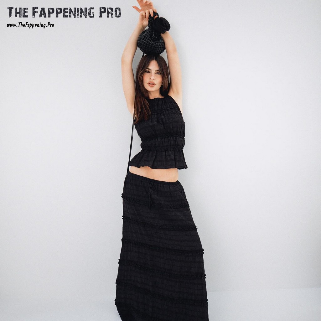 emily-ratajkowski-hot-thefappening-cfd-10 emily ratajkowski hot thefappening cfd 10