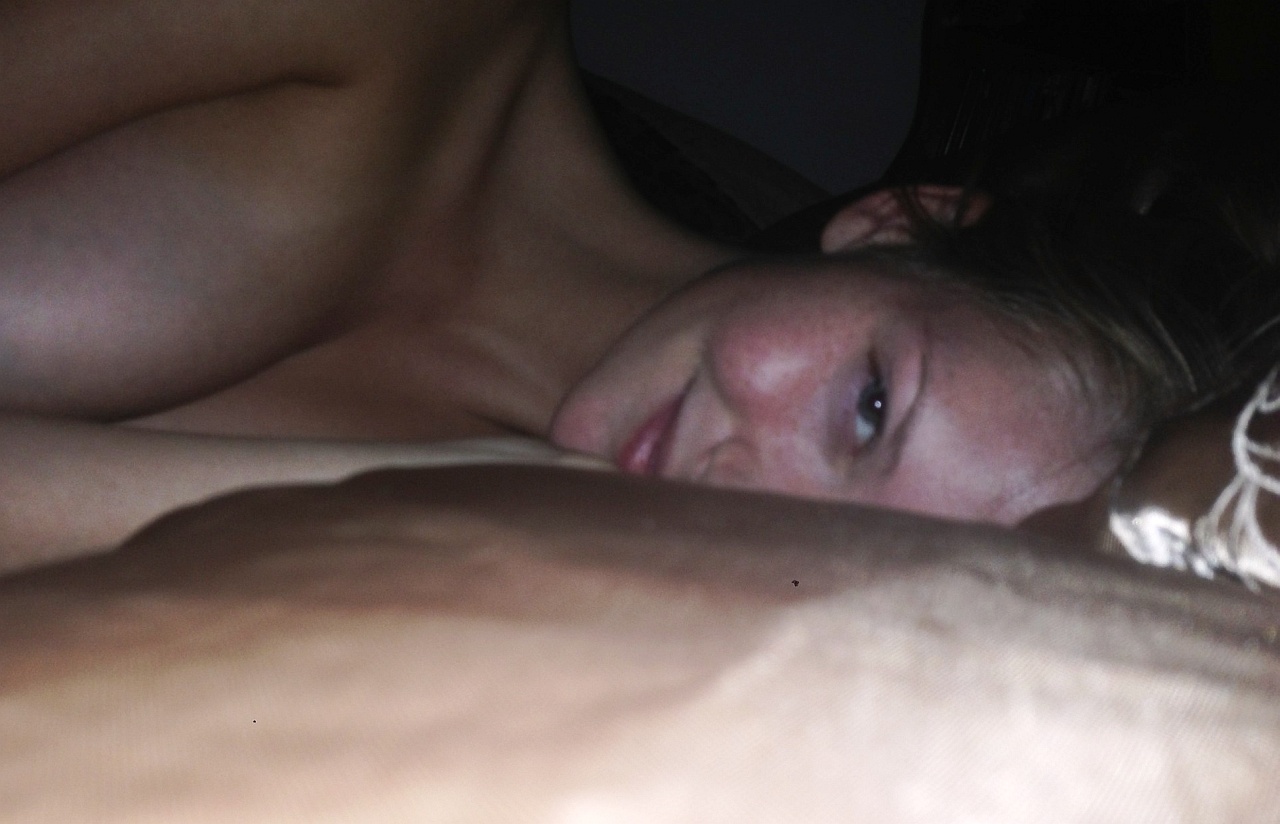 Erin-Cummins-Naked-032