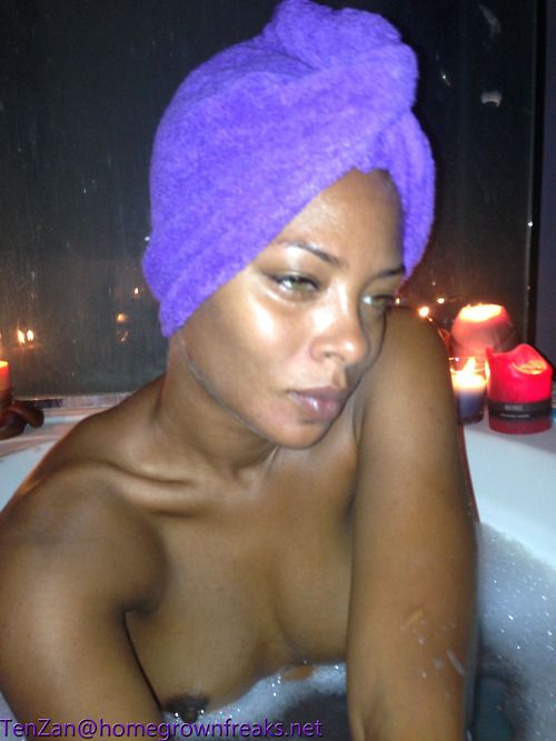 eva-marcille-topless-6 Eva-Marcille-Topless-6