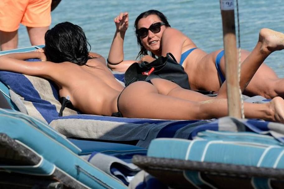 Federica-Nargi-in-Bikini-13