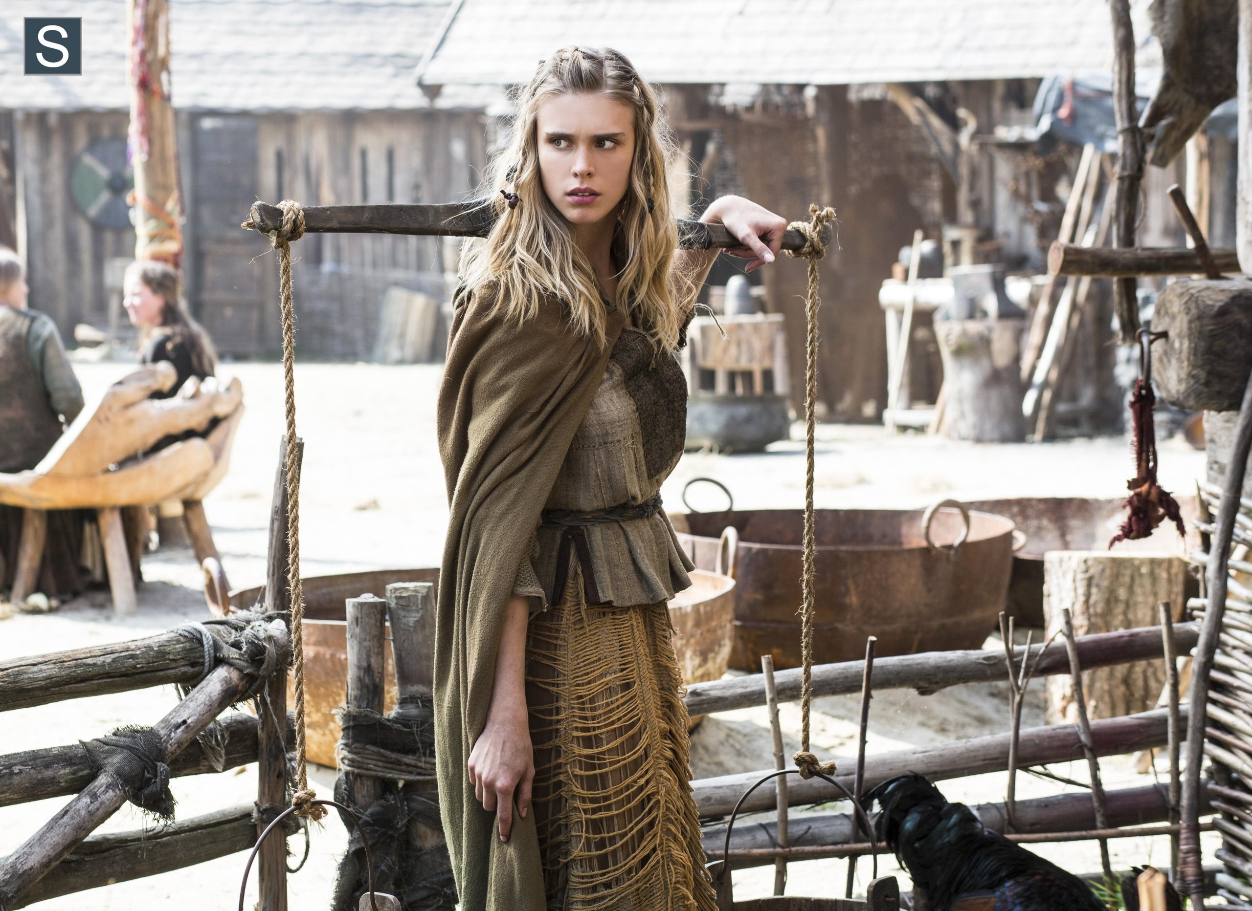 gaia-weiss-vikings-sexy-18 Gaia-Weiss-Vikings-Sexy-18