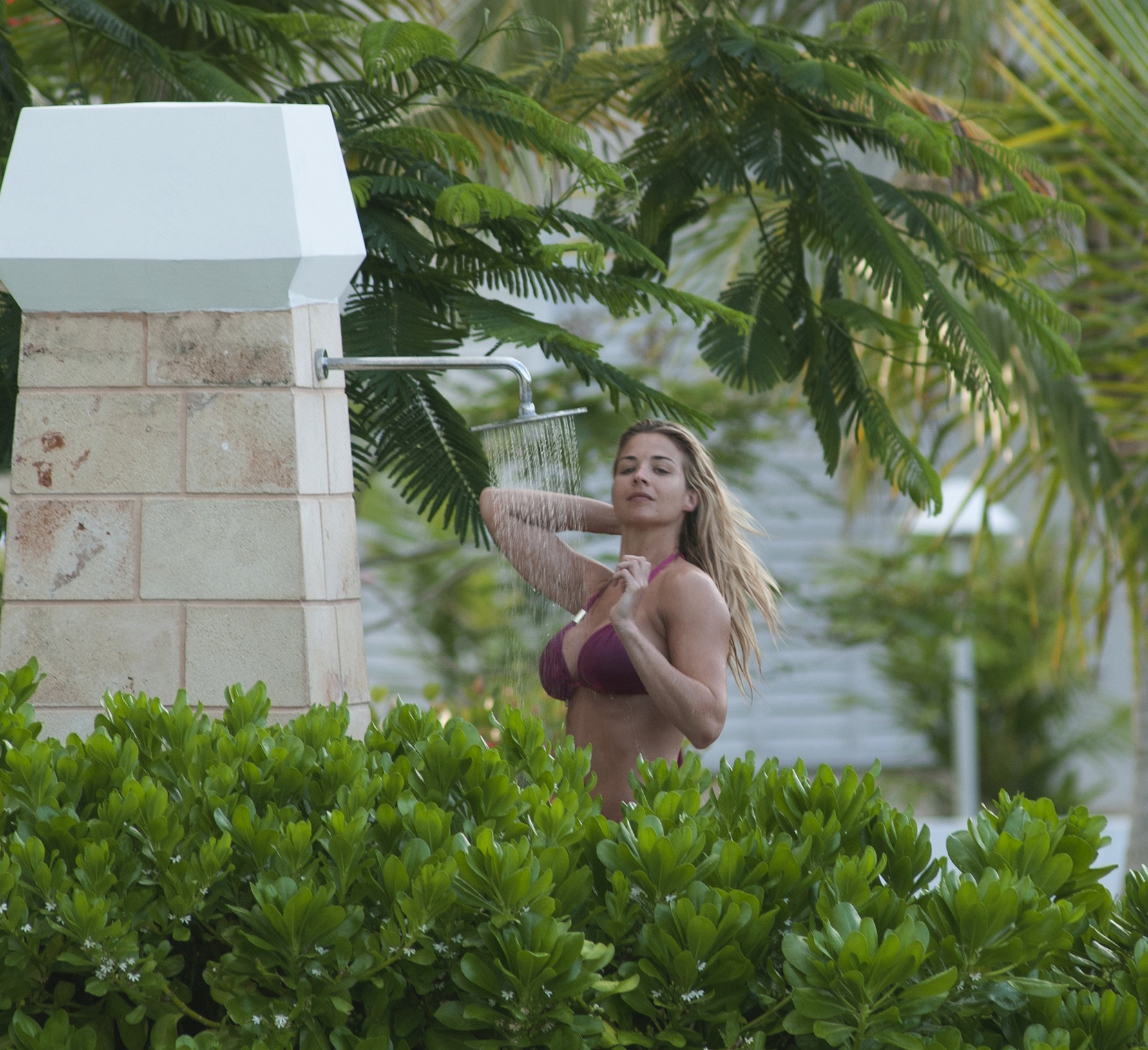 gemma-atkinson-in-a-bikini-9 Gemma-Atkinson-in-a-Bikini-9