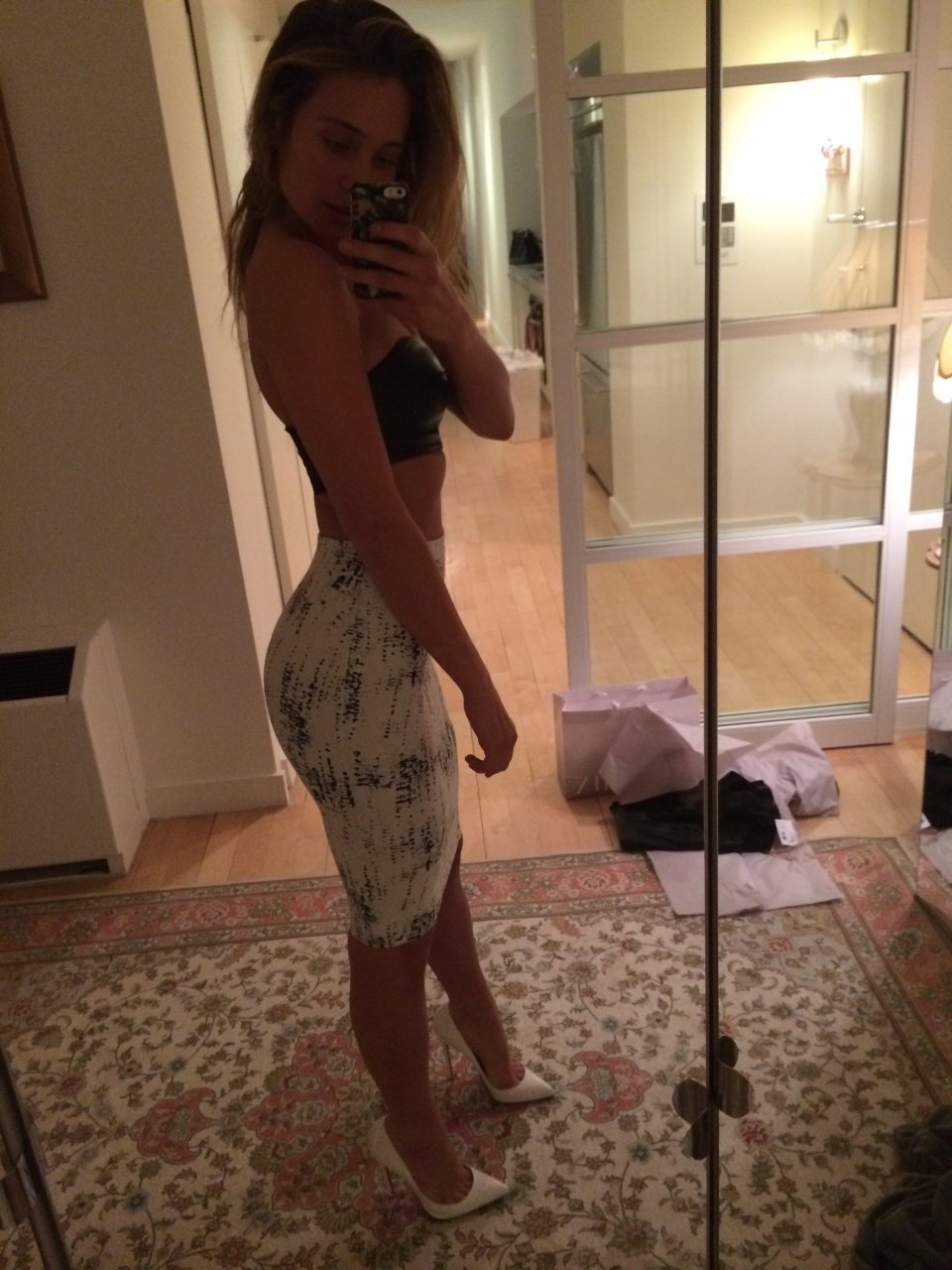 hannah-davis-naked-09 Hannah-Davis-Naked-09
