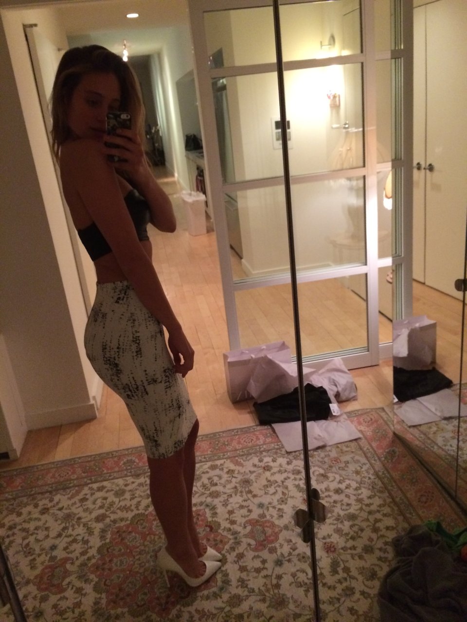 hannah-davis-naked-10 Hannah-Davis-Naked-10