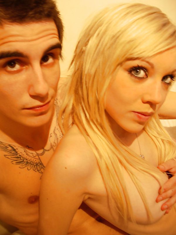 Hannah-Martin-Naked-05