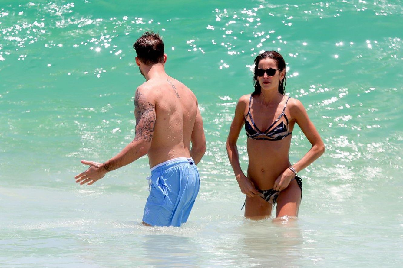 izabel-goulart-topless-19 Izabel-Goulart-Topless-19