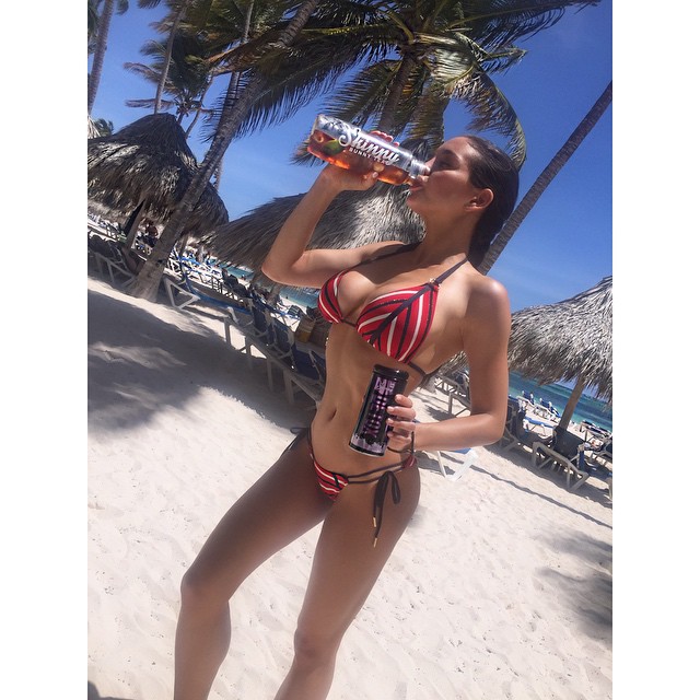 jaclyn-swedberg-in-bikini-6 Jaclyn-Swedberg-in-Bikini-6