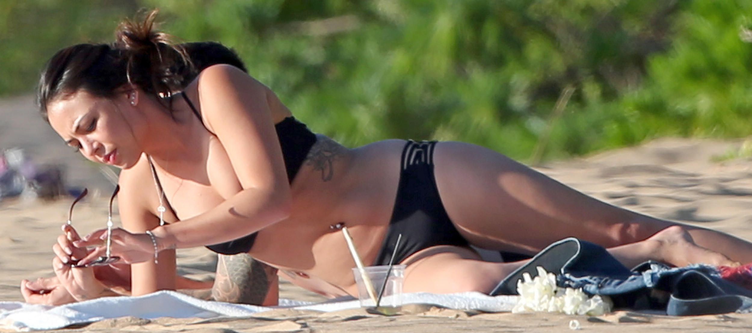 janel-parrish-in-a-bikini-9 Janel-Parrish-in-a-Bikini-9