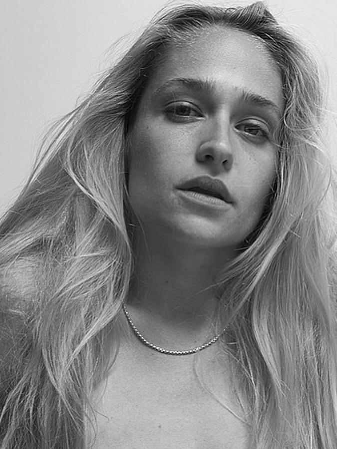 jemima-kirke-topless-3 Jemima-Kirke-Topless-3