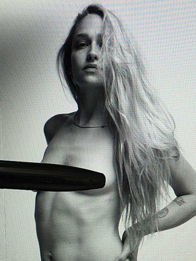 jemima-kirke-topless-4 Jemima-Kirke-Topless-4