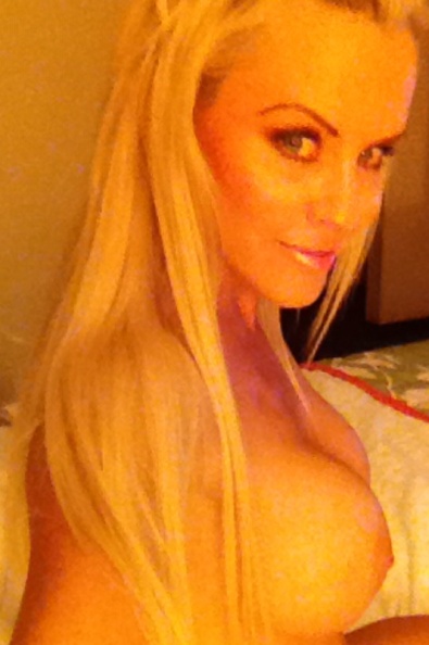 jenny-mccarthy-naked-01 Jenny-McCarthy-Naked-01