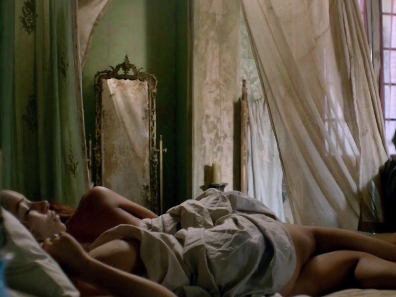 jessica-parker-kennedy-naked-19 Jessica-Parker-Kennedy-Naked-19
