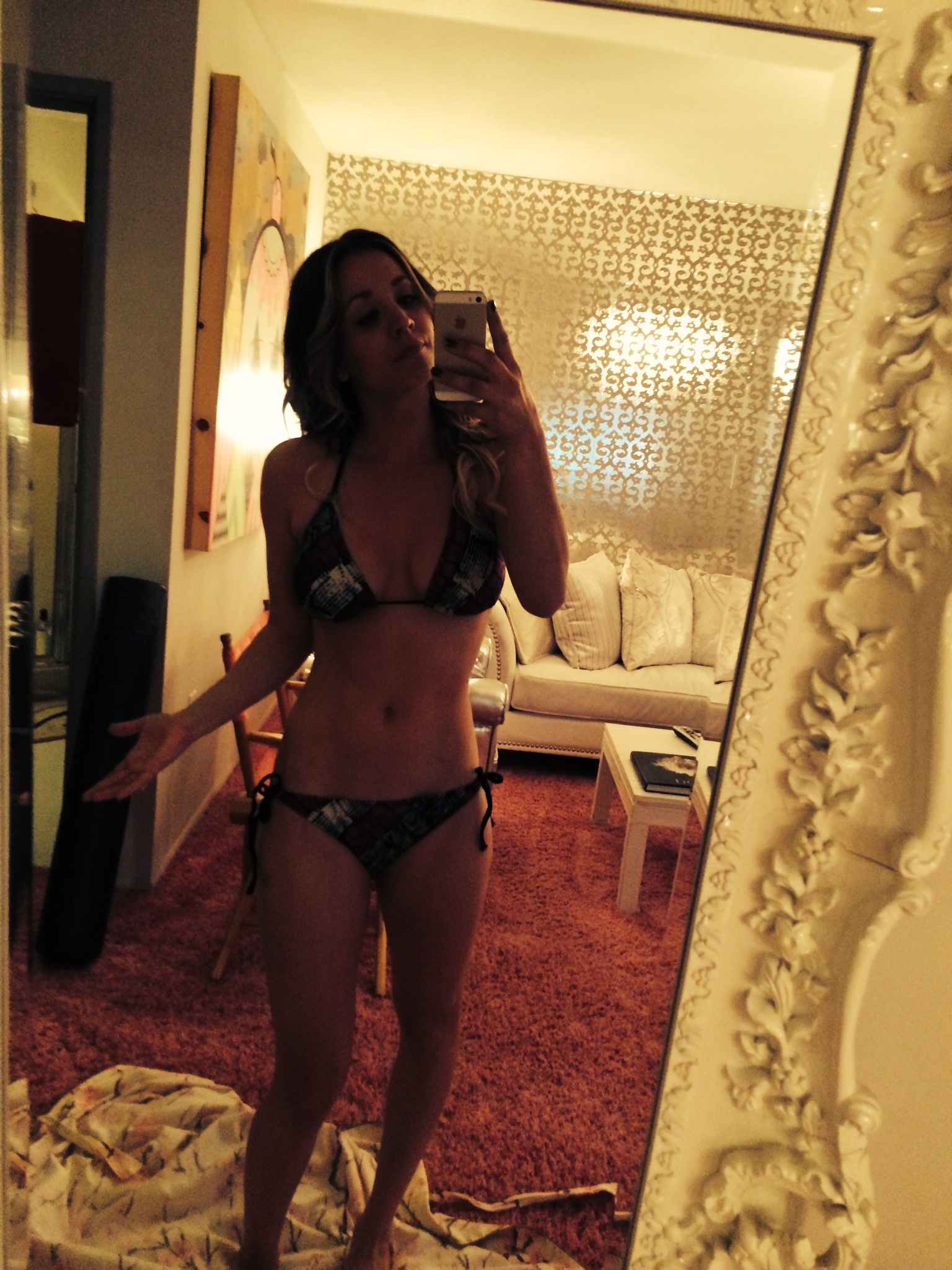 kaley-cuoco-nude-4 Kaley-Cuoco-Nude-4