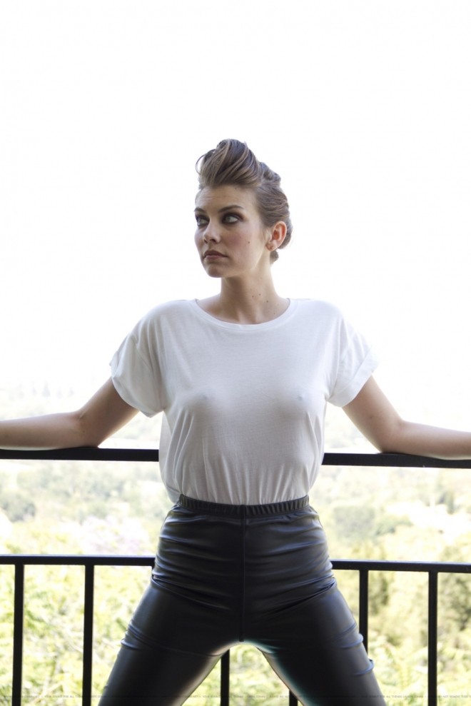 Lauren-Cohan-Topless-1