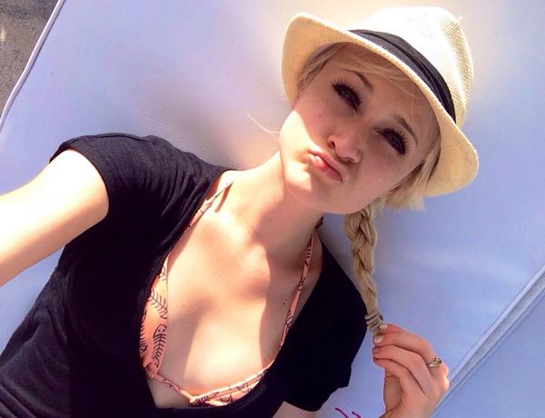 lauren-oneil-naked-10 Lauren O’Neil Nude