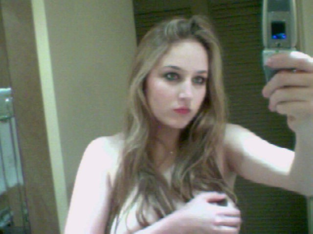 leelee-sobieski-nude-3 Leelee-Sobieski-Nude-3