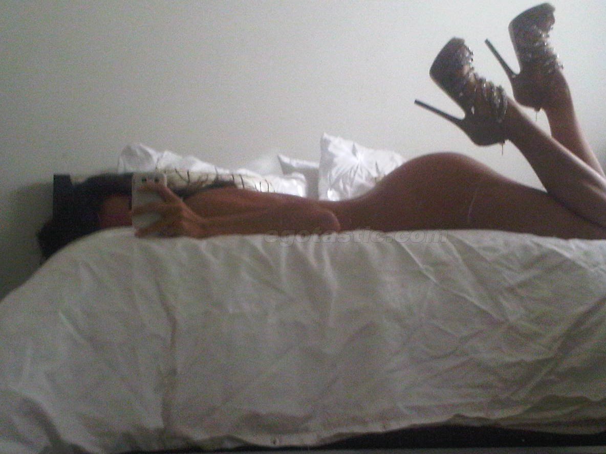 leilani-dowding-naked-07 Leilani Dowding Nude Leaked Pic