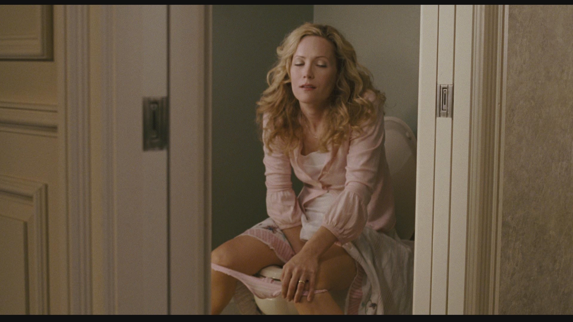 leslie-mann-nude-1 Leslie-Mann-Nude-1