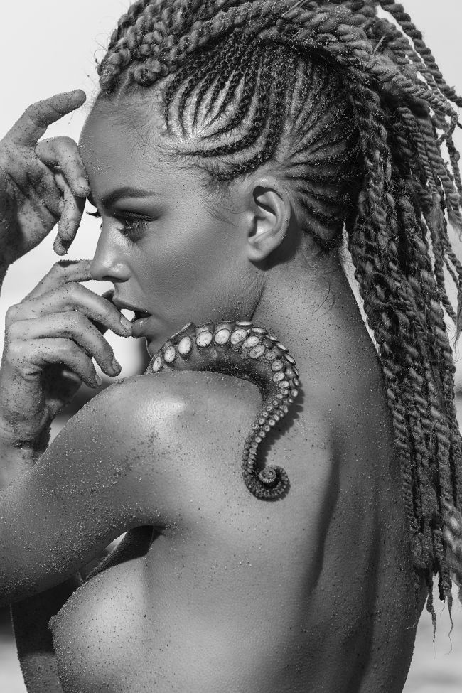 lindsay-hancock-topless-2 Lindsay-Hancock-Topless-2