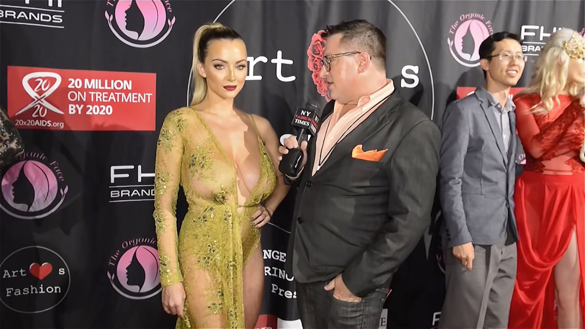 lindsey-pelas-sexy-8 Lindsey-Pelas-Sexy-8