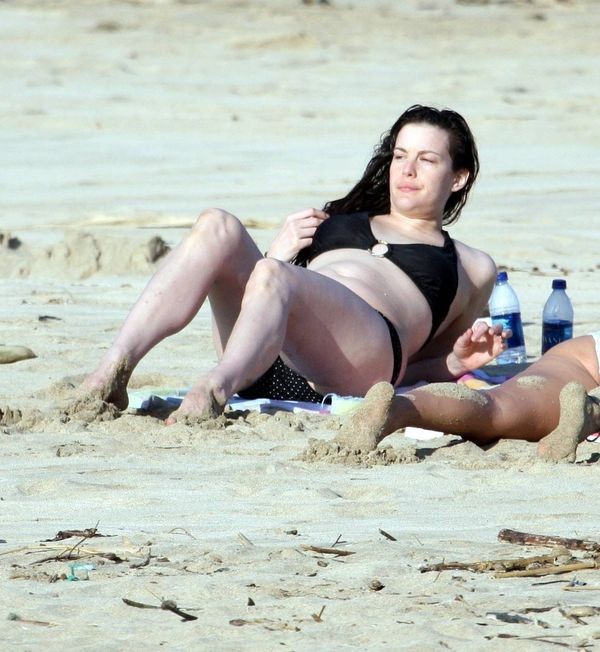 Liv-Tyler-Nude-Sexy-90