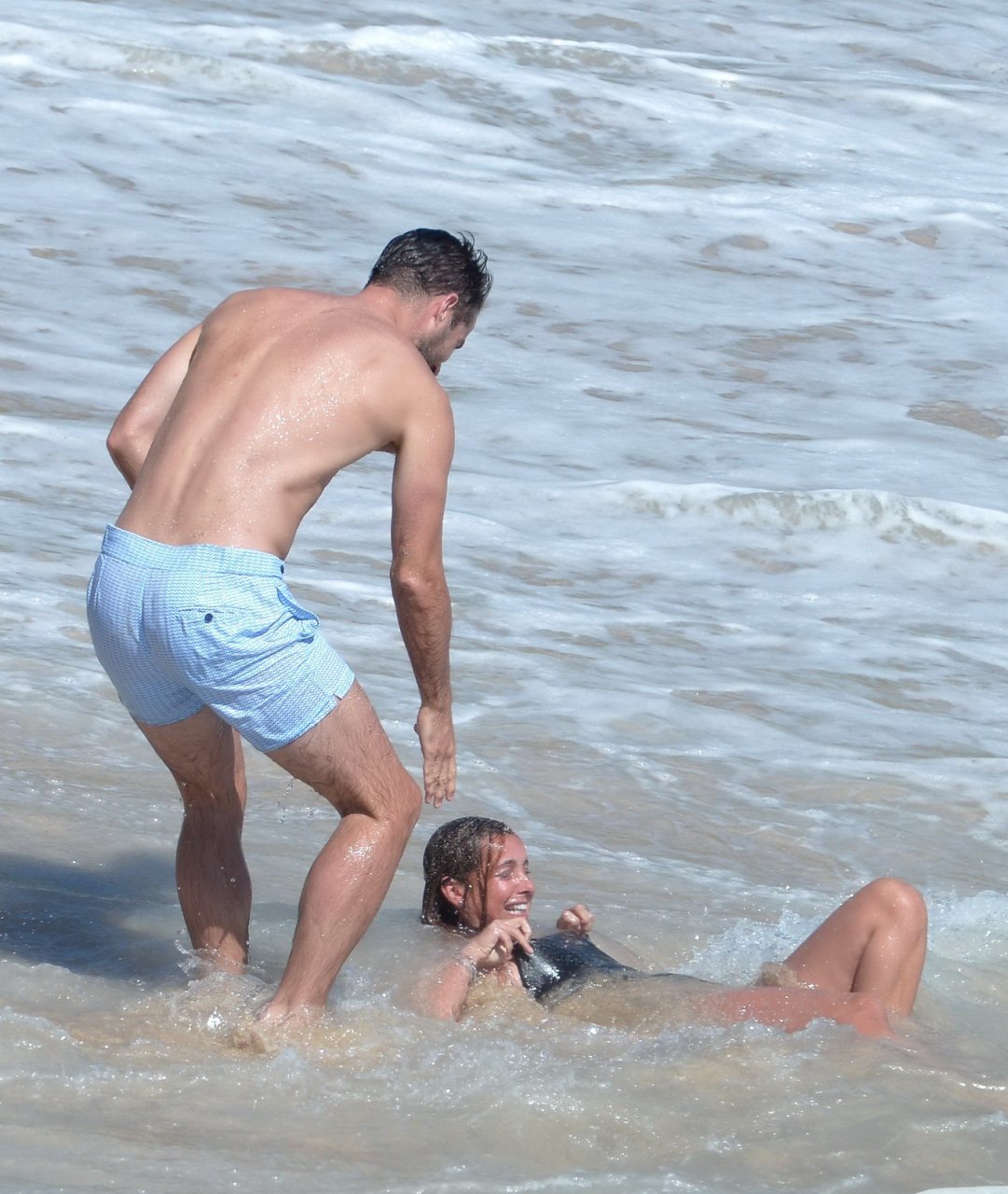 louise-redknapp-topless-04 Louise-Redknapp-Topless-04