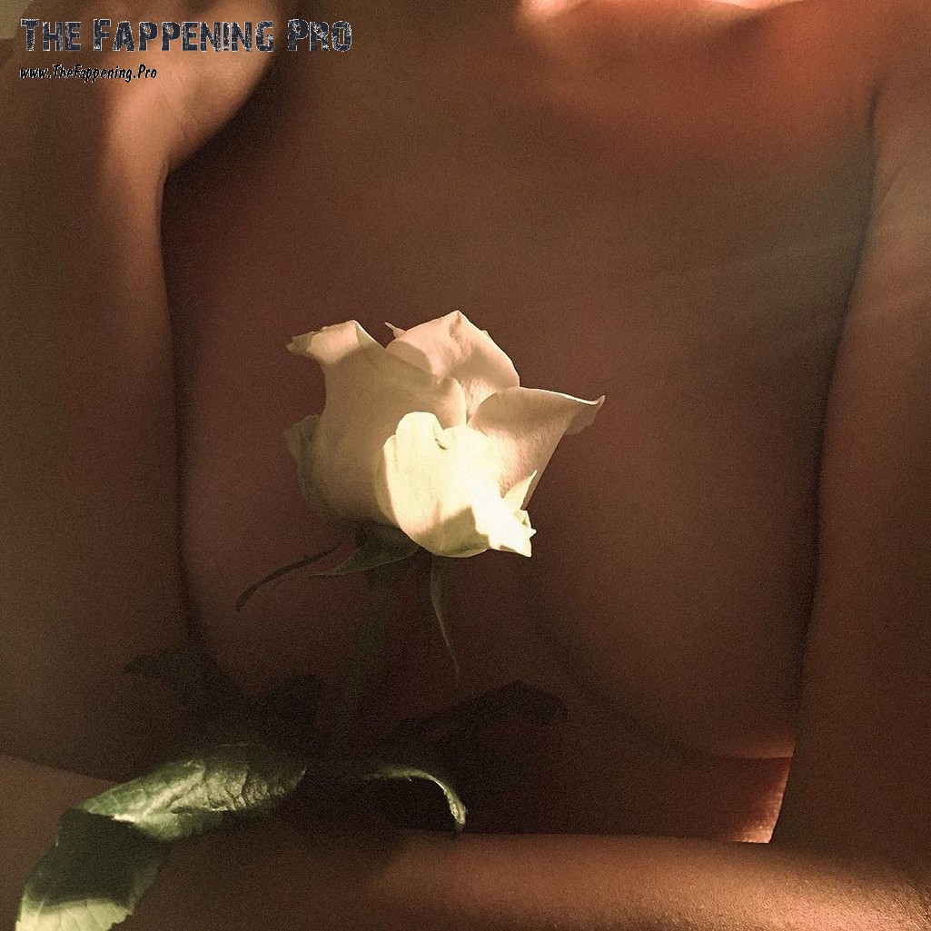 mikaela-hoover-nude-thefappening-cfd-74 mikaela hoover nude thefappening cfd 74
