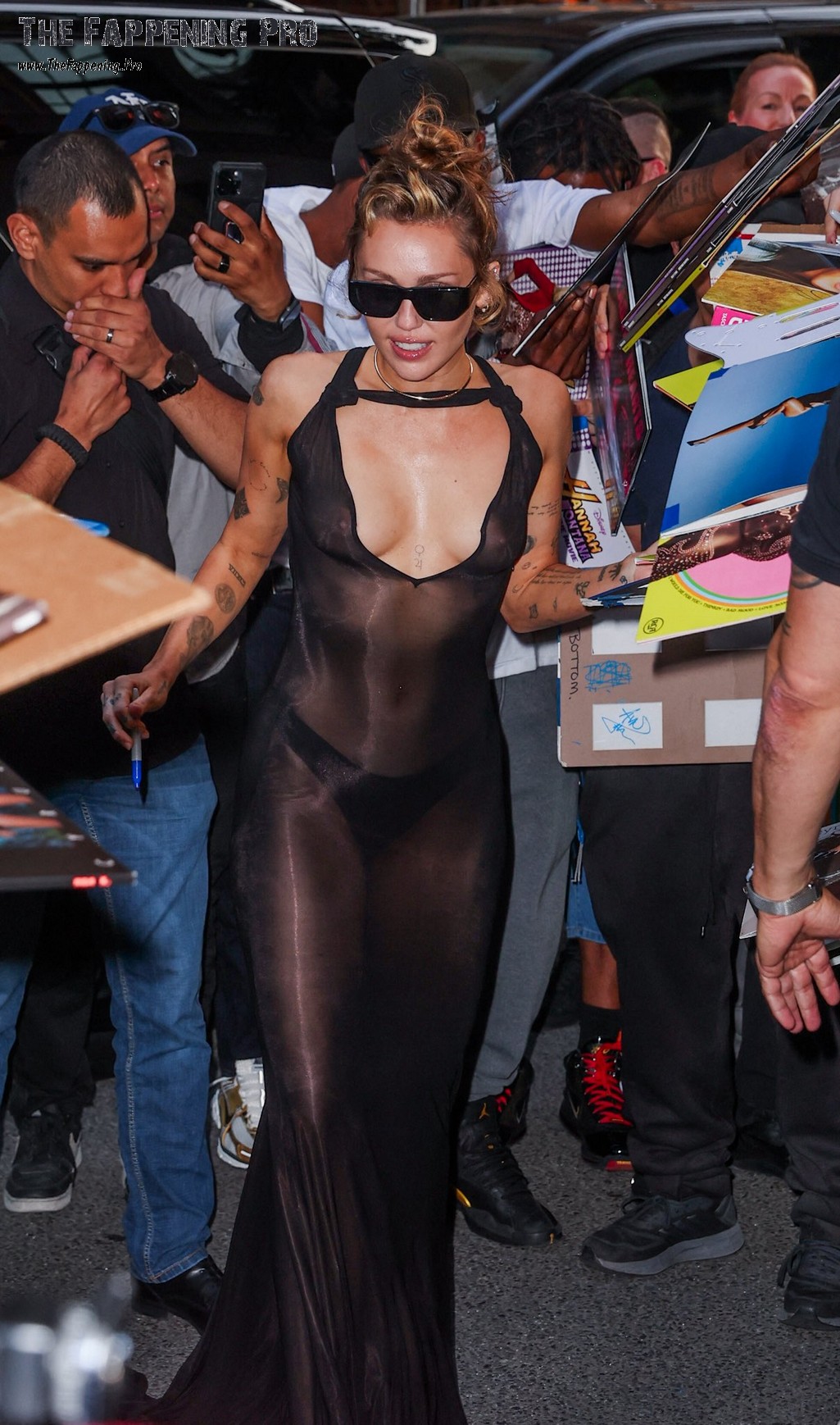 miley-cyrus-nudity-thefappening-cfd-3 miley cyrus nudity thefappening cfd 3
