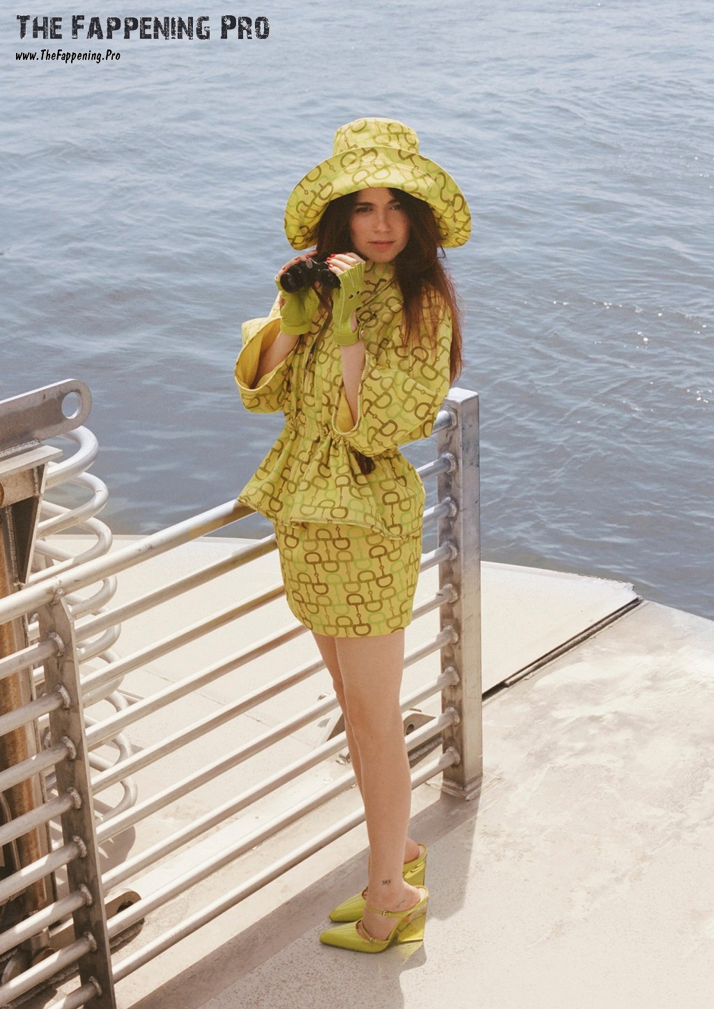 molly-gordon-leggy-thefappening-cfd-6 molly gordon leggy thefappening cfd 6