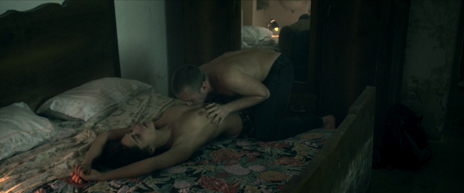 nadia-hilker-topless-3 Nadia-Hilker-Topless-3