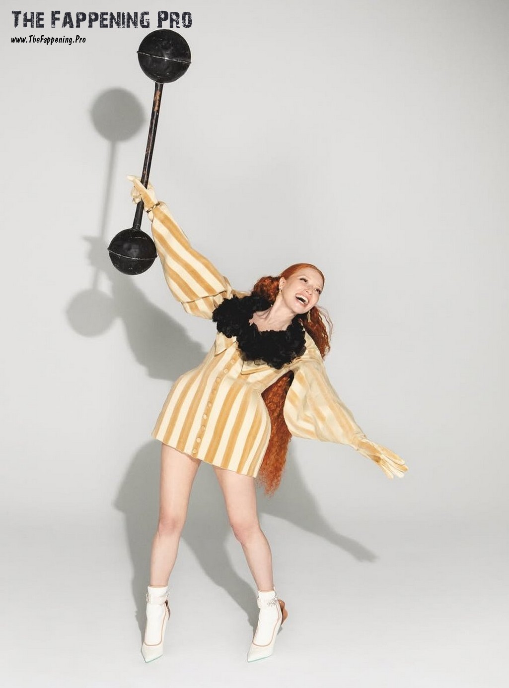 natasha-lyonne-sexy-thefappening-cfd-2 natasha lyonne sexy thefappening cfd 2