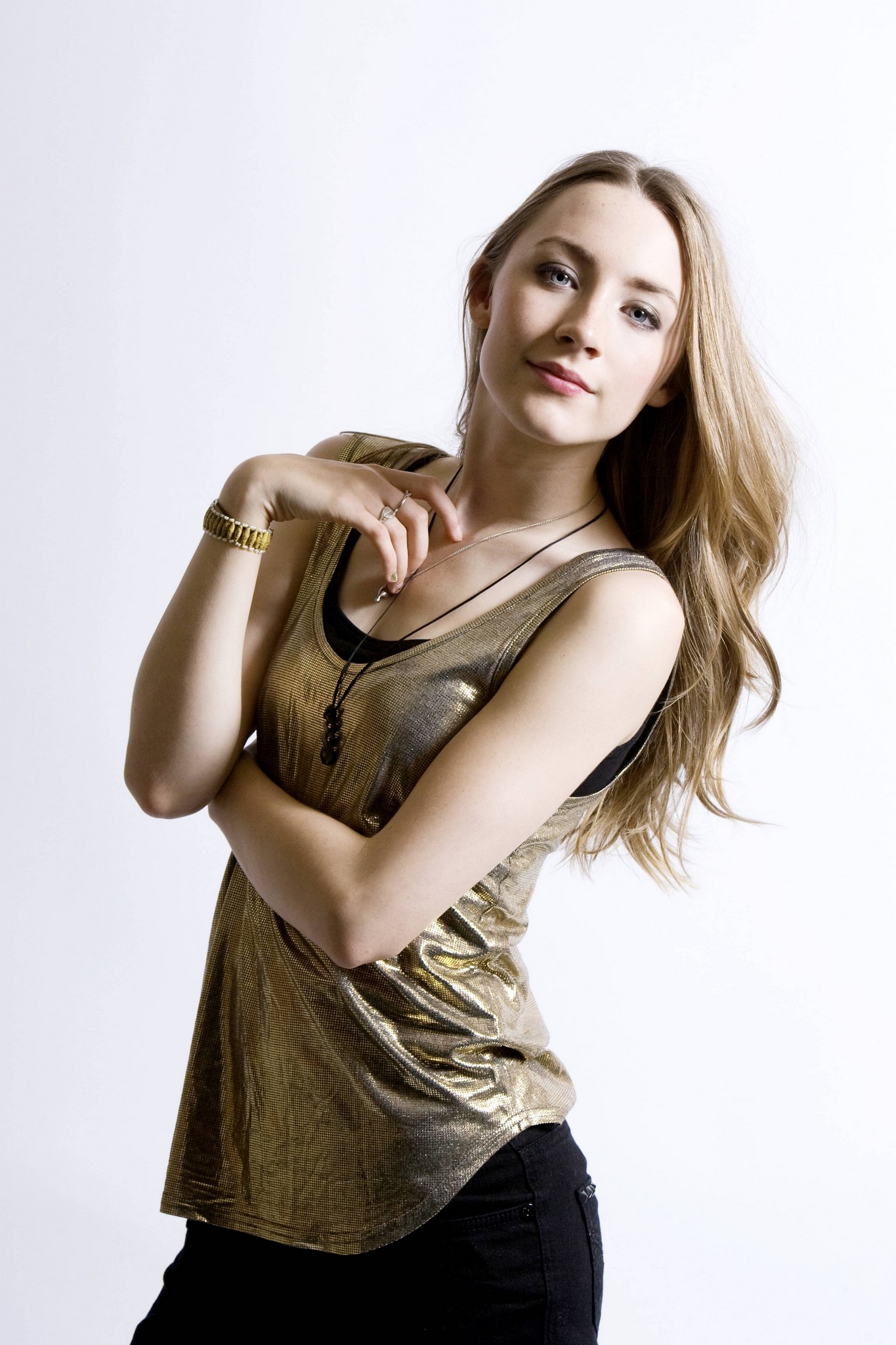 Saoirse-Ronan-Sexy-24