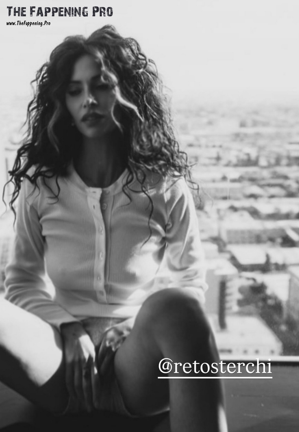 sarah-shahi-sexy-thefappening-cfd-8 Sarah Shahi Pokeis Tits