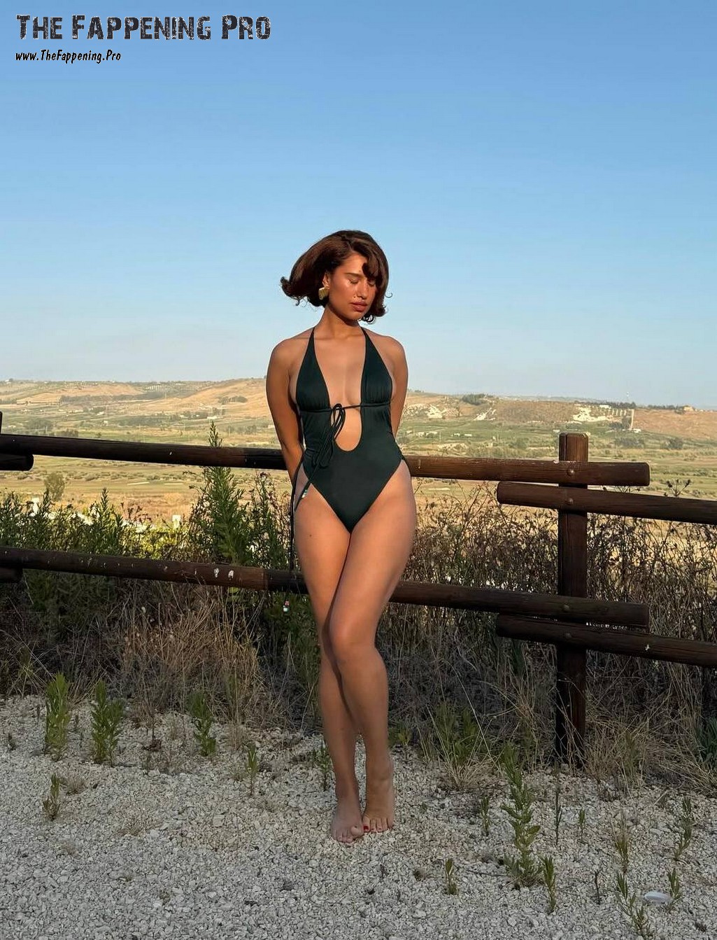 singer-raye-sexy-bikini-thefappening-cfd-2-1 Singer Raye Sexy In Bikini