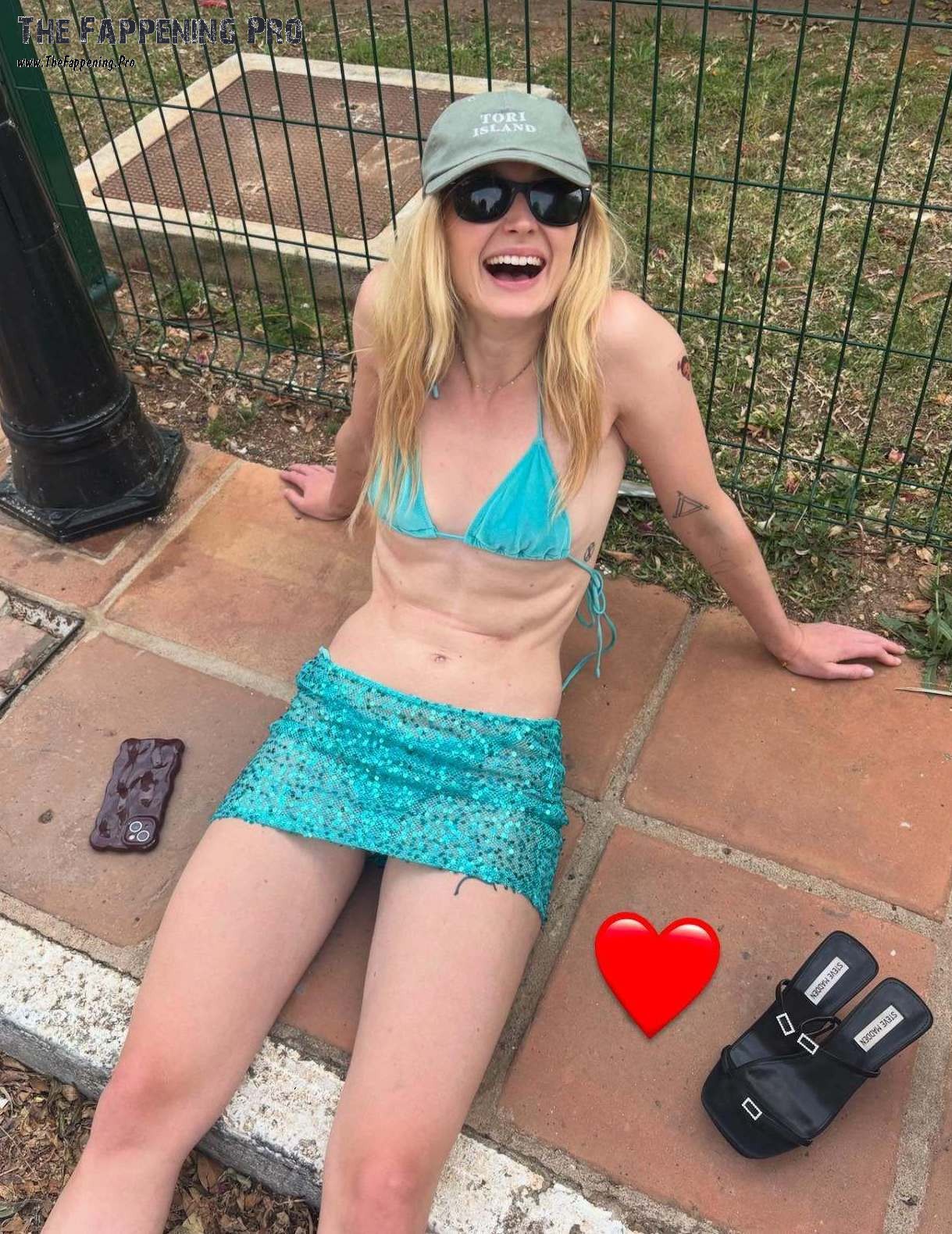 sophie-turner-sexy-lara-croft-thefappening-cfd-1 Sophie Turner Sexy