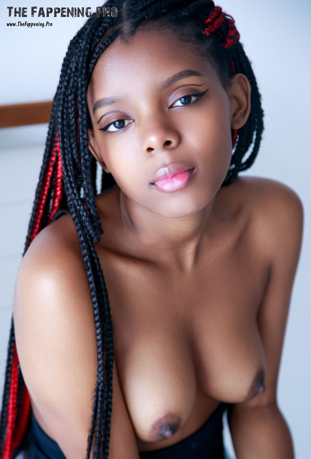sukki-teen-nude-thefappening-cfd-2 Sukki Teen Topless