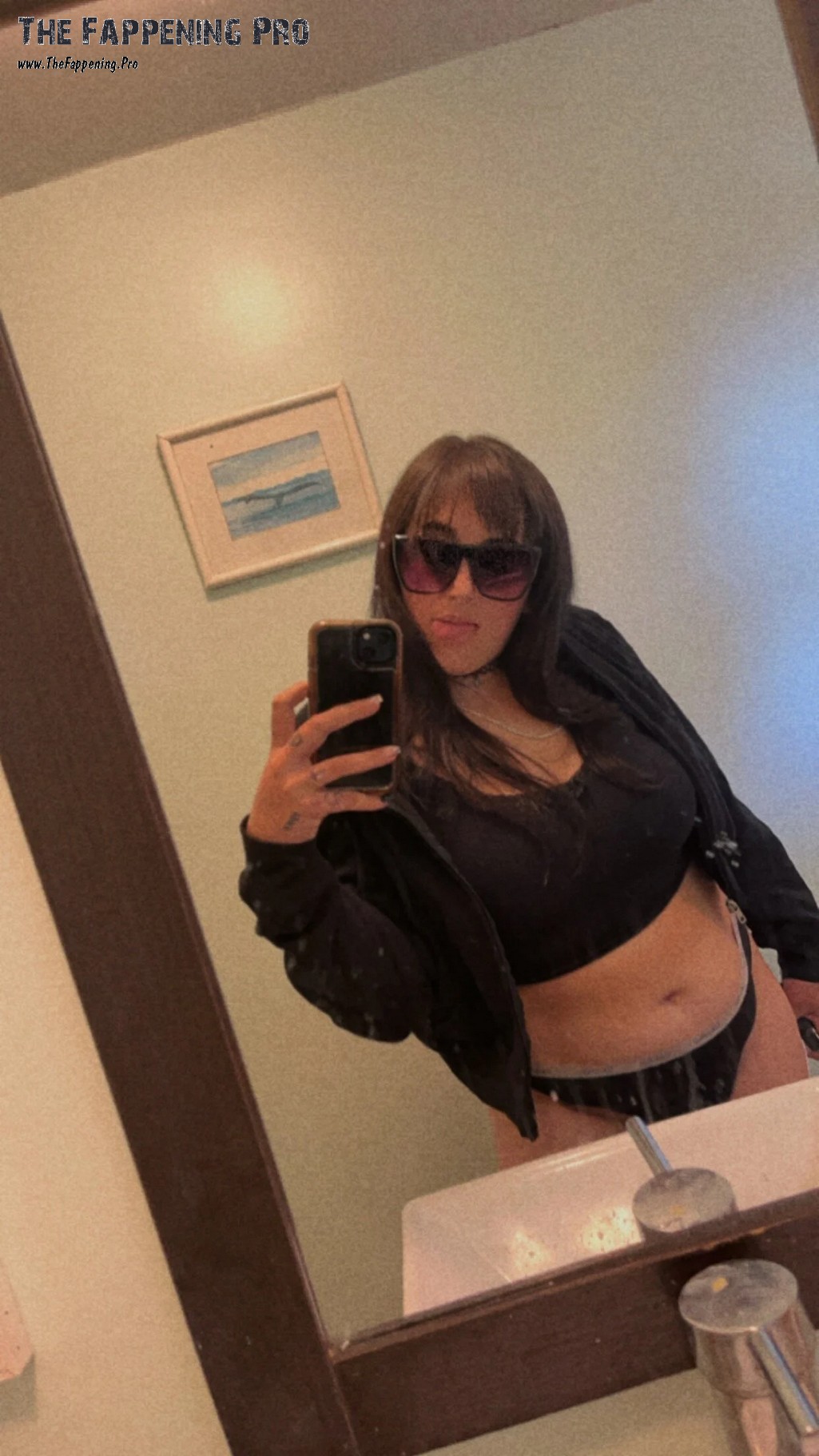 thicbunz-nude-thefappening-cfd-11 thicbunz nude thefappening cfd 11